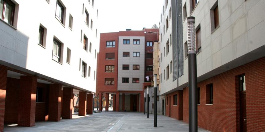 BARAKALDO – Hilario Agapito,11 (Retuerto)